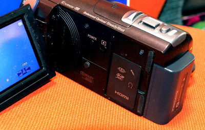 HDR-CX430V03.jpg