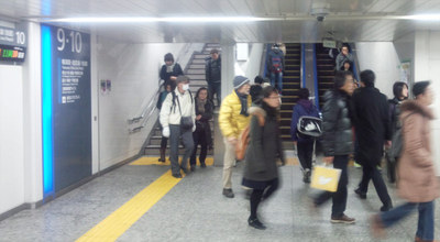 escalator_yokohama.jpg