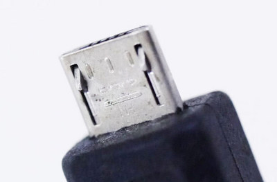 microusb05.jpg