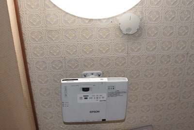 projector01.jpg