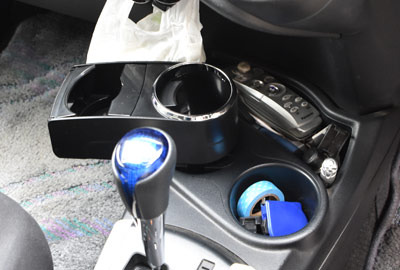 twindrinkholder02.jpg